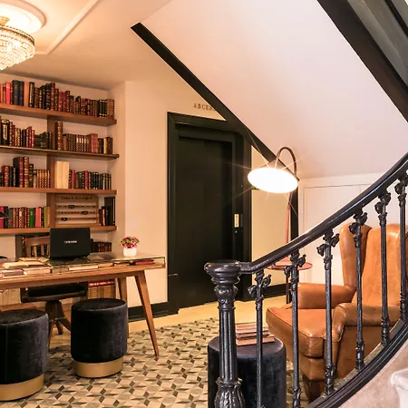 Almaria Ex Libris Chiado 4* Lisboa