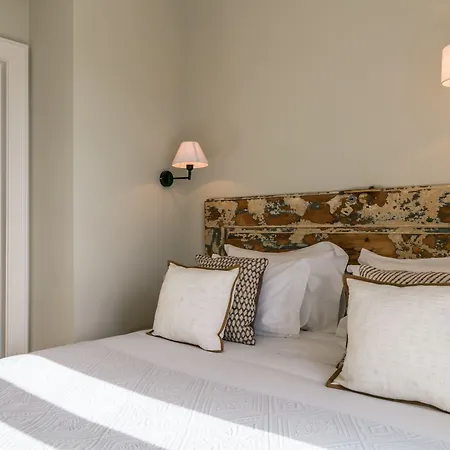 Hotel Almaria Ex Libris Chiado