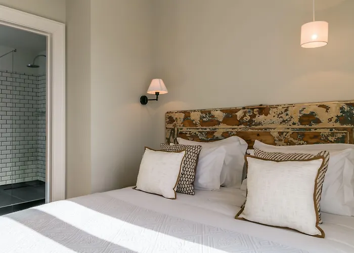 Hotel Almaria Ex Libris Chiado