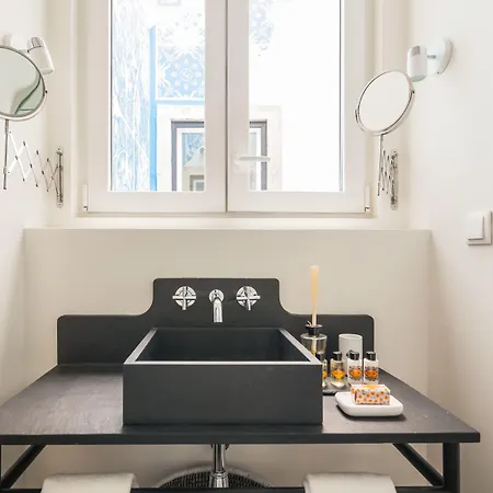 Hotel Almaria Ex Libris Chiado 4*