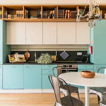 Almaria Ex Libris Chiado 4* Lissabon